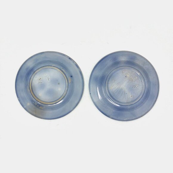 Pair of Antique Flow Blue Spinach Plates - Picture 2 of 8